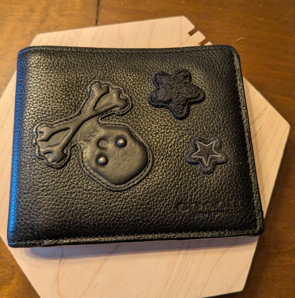 Coach Black Leather Varsity Patches Wallet - Picture 2 of 13